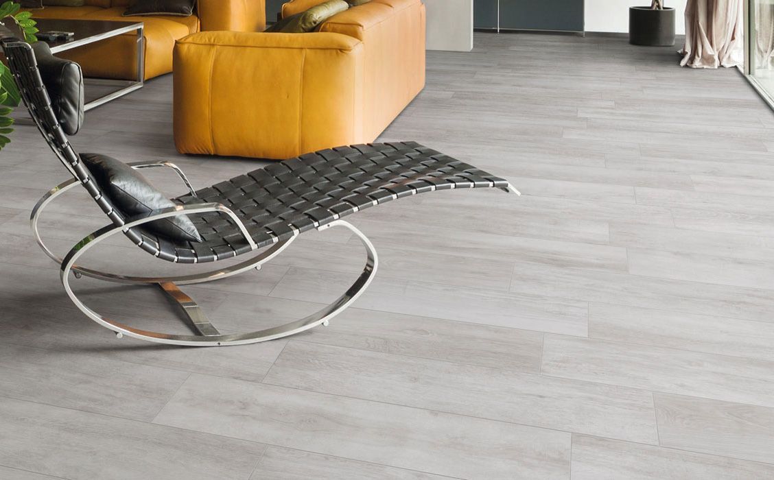 Плитка из керамогранита под дерево beige 15x61